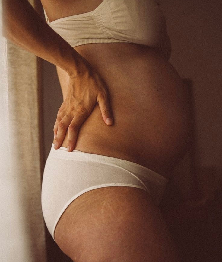 Grossesse : les petits maux du quotidien et comment les soulager naturellement