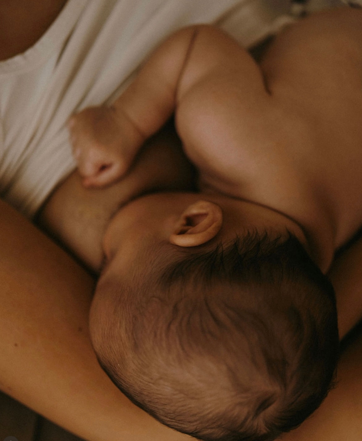 Les bains de Romane, Cabinet périnatal, Grossesse, Naissance,Post-partum, Allaitement, Sommeil bébé, Massage femme enceinte, Massage postnatal,Thérapeutique Bain Bébé, Bain bébé, conseils allaitement, Ateliers collectif, Geste Premier Secours