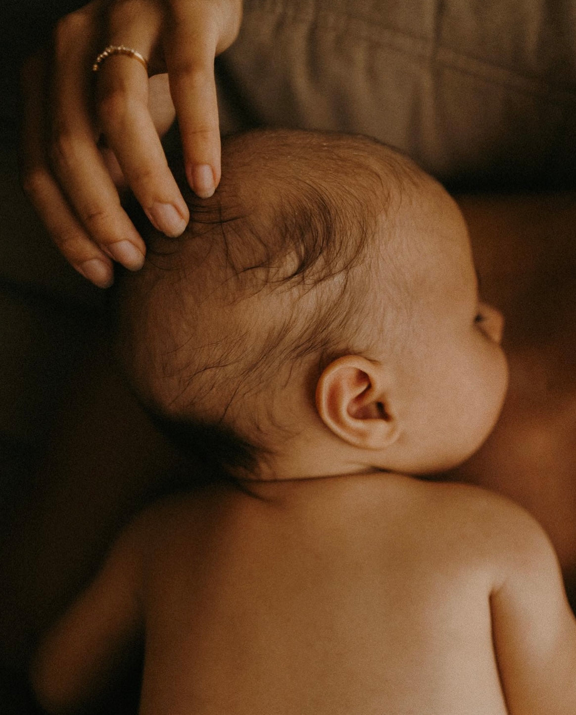 Les bains de Romane - Cabinet périnatal - Grossesse - Naissance - Post-partum - Allaitement - Sommeil bébé - Massage femme enceinte - Massage postnatal - Thérapeutique Bain Bébé - Bain bébé - conseils allaitement - Ateliers collectif - Geste Premier Secours